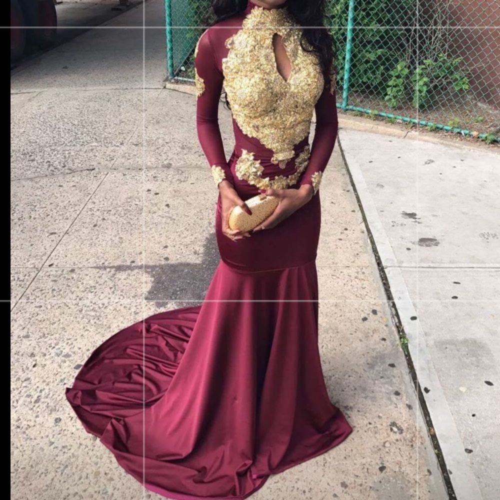 Prom dress - Picture 2 of 6